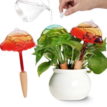 Imagem de 3 globos de irrigação de plantas, nuvem arco-íris, globos de autorirrigação com pontas de irrigação, inserção de plantador autoirrigável para viagens de férias, lâmpadas de irrigação de vidro para