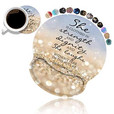 Imagem de Suporte ergonômico para mouse pad de pulso e porta-copos, protetor de pulso bonito com base de poliuretano antiderrapante para trabalhar em casa, estudar, fácil digitação e alívio da dor, citação de glitter arco-íris versículo da Bíblia Provérbios 31:25