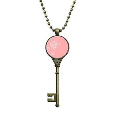 Imagem de DIYthinker Colar com pingente de flor rosa para o Dia dos Namorados