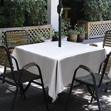 Imagem de Melaluxe Toalha de mesa impermeável para uso ao ar livre de rugas primavera/verão com orifício para guarda-chuva e zíper, retângulo de 152 cm por 252, prata