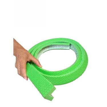 Imagem de Protetor De Quina Para Móveis - Cantoneira Adesiva Em Com 2 Metros (Verde)