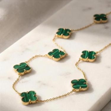 Imagem de Colar de Ouro 18k com 9 Trevos de Malaquita Natural - Elegância e Sofi