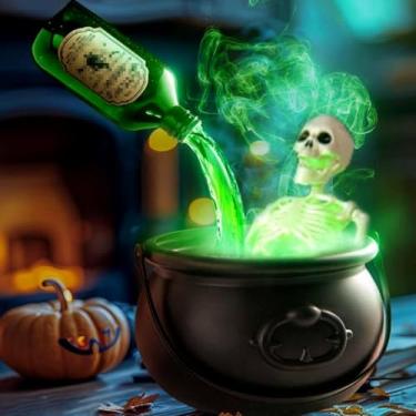 Imagem de Caldeirão vintage de Halloween com máquina de névoa e poções flutuantes, pote de bruxa borbulhante assustador para decoração de festa de cozinha em casa interna, decoração de mesa de Halloween (panela