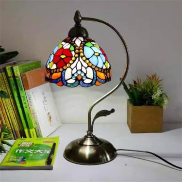 Imagem de Lâmpada De Mesa De Vidro Estilo Tiffany, De Vidro Colorido De Girassol, De Estilo Europeu Vintage, Adequada Para Iluminação Decorativa Em Quartos, estudo E Salas De Estar (Estilo 28)
