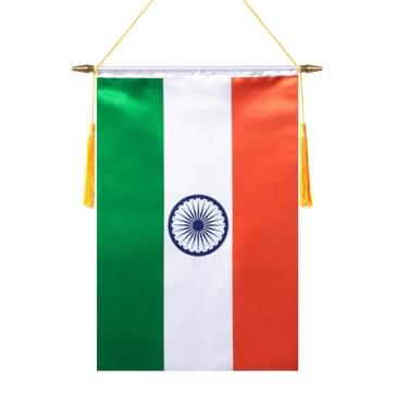 Imagem de TMHTMH Bandeira de parede indiana de 45,7 x 30,5 cm, poste de madeira e acabamento acetinado duplo, bandeira indiana pendurada, para sala de casa, sala de aula escolar, clube e porta