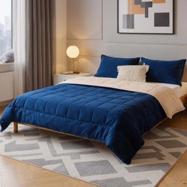 Imagem de ele ELEOPTION Conjunto de edredom King Size para inverno, outono, super macio, com edredons quentes de lã (269 x 228 cm) e 2 fronhas (51 x 71 cm) para quarto, azul marinho/camelo
