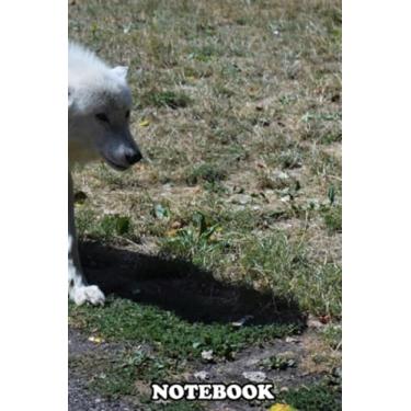 Imagem de Notebook: Arctic Wolf On Watch , Journal for Writing, College Ruled Size 6" x 9", 110 Pages
