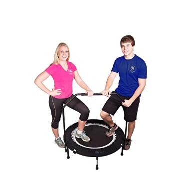 Imagem de Maximus Pro Rebounder dobrável | votado #1 em minitrampolim para exercícios internos para adultos com barra | Melhor Home Gym para fitness e perder peso | Bolsa de armazenamento gratuita, faixas de resistência, exercícios online e DVD!