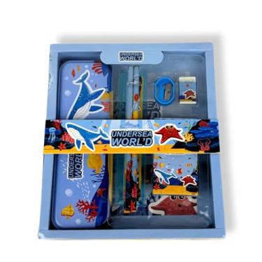 Imagem de Kit Escolar Infantil 7 em 1, Conjunto com Estojo, Lápis, Régua, Apontador e Borracha, Temas Espacial, Dinossauro e Fundo do Mar, Material Escolar Completo (Azul claro)