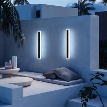Imagem de Mikeru Pacote com 2 lâmpadas de parede LED de 59,9 cm de comprimento, 6000 k luz de parede externa moderna branca fria Ip65 à prova d'água em acrílico preto para varanda luminárias externas, luzes de