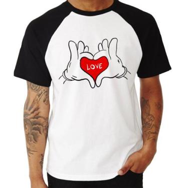 Imagem de Camiseta Raglan Love Hands  - Foca Na Moda