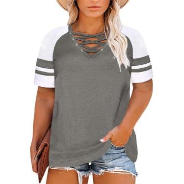 Imagem de Camiseta feminina Happy Sailed plus size com decote em V listrada 4x c