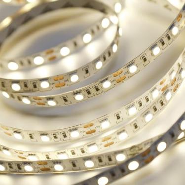 Imagem de Fita LED 20W Taschibra 240 LEDs Por Metro 5M 12V IP20 - Branco - 3000K Luz Quente