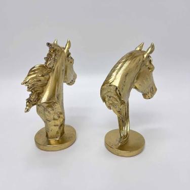 Imagem de Generic Estátua de Cabeça de Cavalo, Estatueta Artística, Escultura Criativa de Animal, Ornamento Feng Shui para Festivais, Dormitórios, Natal, Aniversários e, Dourado 15.6x8.5x21.3cm