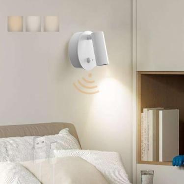 Imagem de GZZBMY Apliques de parede LED recarregáveis com detetor de movimento tricolor regulável candeeiros de parede controlo tátil magnético giratório 350° iluminação quarto sala de estar escadas (branco)