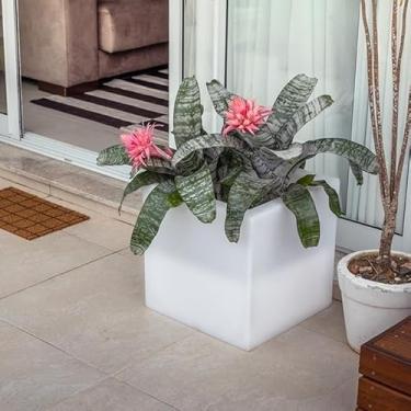 Imagem de Vaso de Flores Decorativo com Nightlight LED, Luminária de Mesa USB, Iluminação Suave para Quarto, Decoração Moderna, Presente Criativo e Elegante