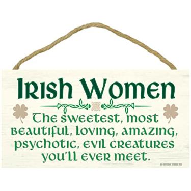 Imagem de Toothsome Studios Placa De Madeira Engraçada 29 Cm X 15 Para Mulheres Irlandesas, Decoração São Patrício, Pub, Bar, Escritório, Caverna Masculina, Taverna, Cerveja, Humor