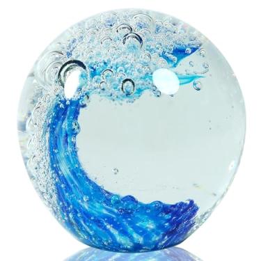Imagem de JUYOULE Peso de papel ondulado de vidro soprado à mão - Bola de decoração de praia de 6 cm para mesa de escritório em casa, decoração de banheiro náutico e presente para amantes do oceano