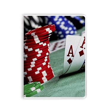 Imagem de Caderno de fichas para fotos e jogos de pôquer espalhados com capa macia Diário