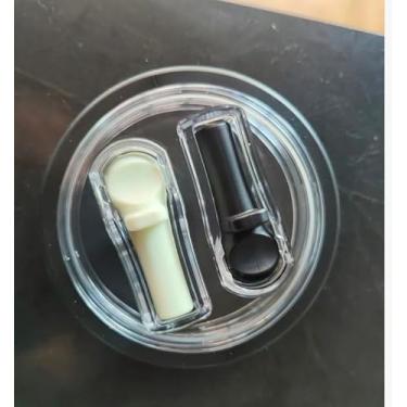 Imagem de Tampa de recipiente de substituição de canudo duplo para Stanley Quencher H2.0 1,134 g – Tampa transparente à prova de vazamento, compatível com copo Stanley, branco com preto