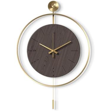 Imagem de Relógios de parede grandes para decoração de sala de estar, relógio de parede operado por bateria, relógio de quartzo de metal decorativo moderno com pêndulo para quarto, escritório, cozinha,