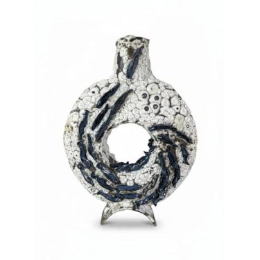 Imagem de Vaso Decorativo em Cerâmica, Peça Artística Exclusiva, Design Circular Texturizado, Branco e Azul