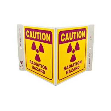 Imagem de ZING 2606 Placa de segurança ecológica V, risco de radiação, 7Hx12Wx5D, plástico reciclado