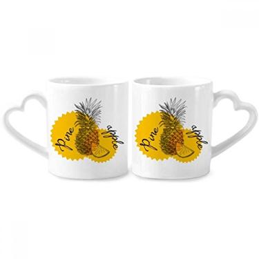 Imagem de Conjunto de canecas de porcelana para casais de frutas com desenho de abacaxi amarelo com alça de coração