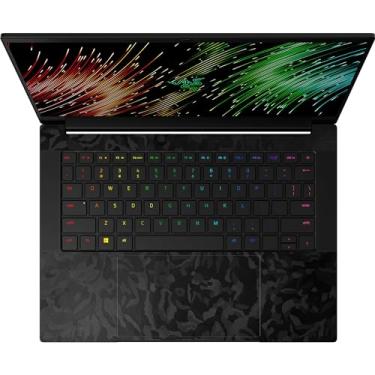 Imagem de Razer Skin Vinyl Laptop Full Wrap: Razer Blade 14 (2023) - Vinil fundido premium 3M - Proteção contra arranhões - Designs e acabamentos exclusivos - Fácil aplicação - Camuflagem preta