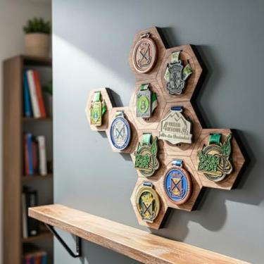 Imagem de Porta Medalhas Hexagonal Colméia Suporte para Medalhas Modular de parede - Kit com 10 u...