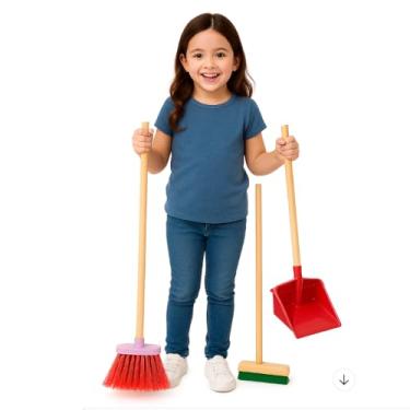 Imagem de Kit de Limpeza Infantil com Vassoura, Rodo e Pá – Brinquedo Educativo para Desenvolvimento e Diversão