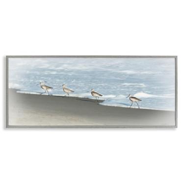 Imagem de Stupell Industries Four Sandpipers on Beach Framed Giclee Wall Art Design por Rhonda Addison, moldura cinza, 30 x 13