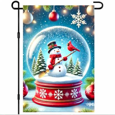 Imagem de BlissYard Feliz Natal bandeira de jardim bandeira de inverno boneco de neve pássaro cardeal globo de neve cena de inverno festivo decoração de quintal ao ar livre 12x18 polegadas banner dupla face