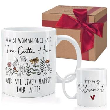 Imagem de HIWERAN A Wise Woman Once Said I'm Outta Here Caneca de café, caneca aposentada, presente de aposentadoria para mulheres 2025, presentes de Natal aposentados para mãe, avó, professora, enfermeira