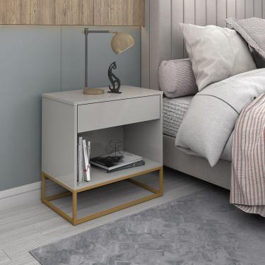 Imagem de Mesa De Cabeceira Malta Off White  Pés em Ferro  Estilo Industrial Dourado