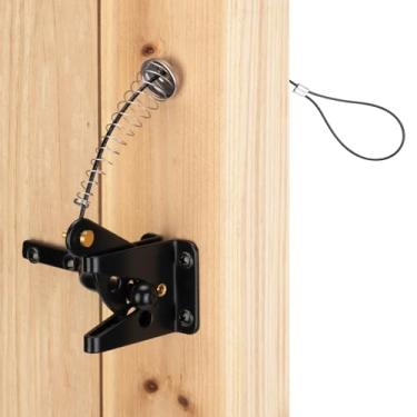 Imagem de HILLMASTER Pacote com 2 travas de portão autotravante para cerca de madeira resistente, travas de porta de cerca de alavanca de gravidade com cabo de mola de aço, corda de puxar, trava de portão de