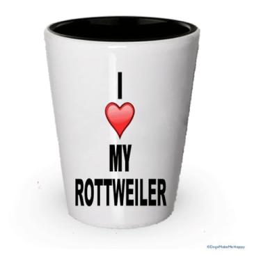 Imagem de I love my Rottweiler Shot Glass - ideia de presente para amantes de rottweiler (1)
