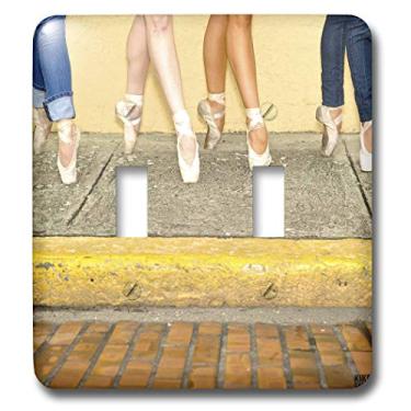 Imagem de 3dRose lsp_9989_2 Bailarinas profissionais vestidas com roupas de rua, mas usando sapatilhas de balé interruptor duplo