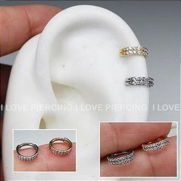 Imagem de ARGOLA TITÂNIO DOUBLE ZIRCÔNIAS CLICKER - Piercing de Alta Qualidade -