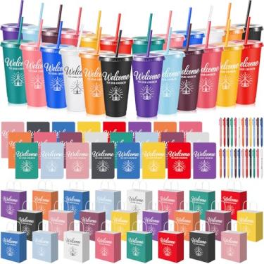 Imagem de Hollowfly Conjunto de 24 presentes de igreja cristã a granel Welcome to Our Church Gifts Copos de plástico de 680 g com tampa e canudos, canetas, cadernos, bolsa de presente para mulheres e homens