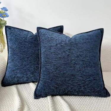 Imagem de OYIMUA Capas de almofada decorativas macias de chenille azul marinho 50 x 50 conjunto de 2 fronhas neutras Boho Farmhouse para sofá, quarto, sala de estar, decoração de casa, almofadas luxuosas