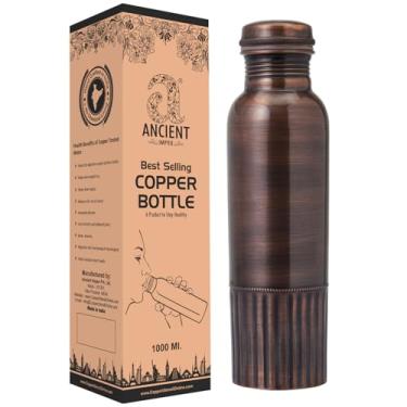Imagem de ANCIENT IMPEX Garrafa de cobre puro – acabamento antigo premium, 950 ml (32,12 FL Oz) | Garrafa de água de cobre Ayurveda padrão de meio forro para saúde, desintoxicação e hidratação