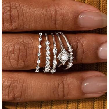 Imagem de Conjunto de 5 anéis empilháveis de pérolas para mulheres, delicado vintage dourado/prata empilhável, casamento | alianças de festa, pacote de anéis para presente de joias, 7, Latão, Sem pedra preciosa