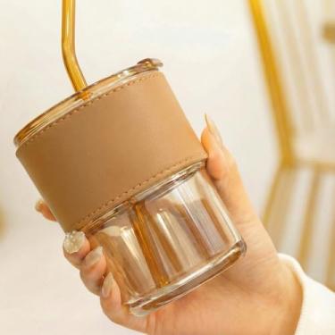 Imagem de Copo de Vidro com Canudo e Tampa, 450ml, com Vedação e Sleeve de Couro