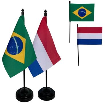 Imagem de Kit Bandeiras de Mesa Brasil e Holanda, Base e Haste em Plástico Preto, Tecido Oxford, Uma Face