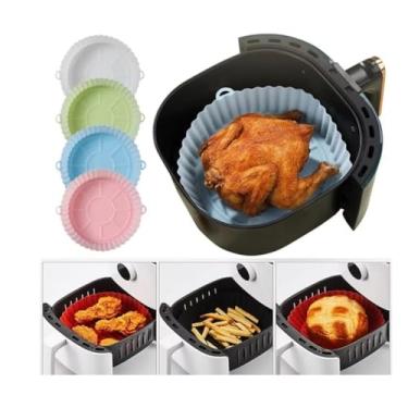Imagem de Kit 2 Formas de Silicone Reutilizável Antiaderente Flexível Protetor Para Airfryer | Lavável Com Alça | Cores Sortidas