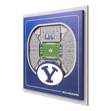 Imagem de YouTheFan Arte de parede 3D oficialmente licenciada NCAA BYU Cougars Stadium Series - réplica de estádio de equipe multicamadas, presente detalhado de alta qualidade para fãs de esportes, decoração