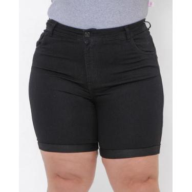 Imagem de Short Feminino Plus Size Preto com Barra Dobrada e Caimento Confortáve