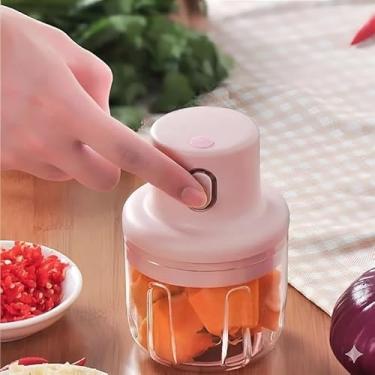 Imagem de Mini Processador de Alimentos Portátil, 250ml, Rosa, USB Recarregável, Lâminas em Aço Inox, Design Compacto, para Alho, Cebola, Temperos e Frutas