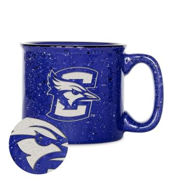 Imagem de Rico Industries Caneca de café NCAA Creighton Bluejays 455 g Speckle Camper, logotipo gravado a laser profundo, caneca de acampamento de cerâmica, esmalte Speckle